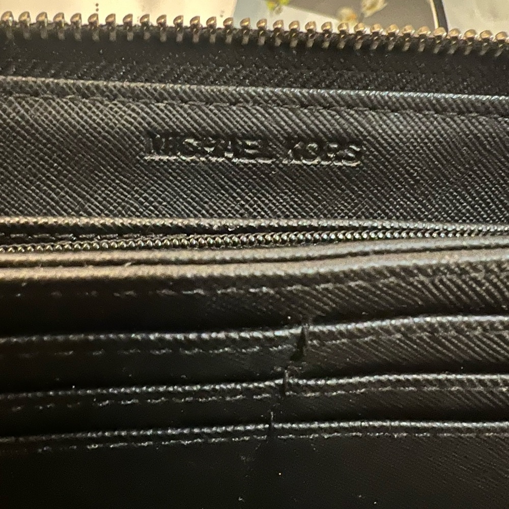 Michael kors Long Monogram Wallet - Picture 12 of 12